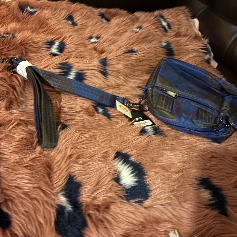 Lugz Navy and Black Messenger Bag